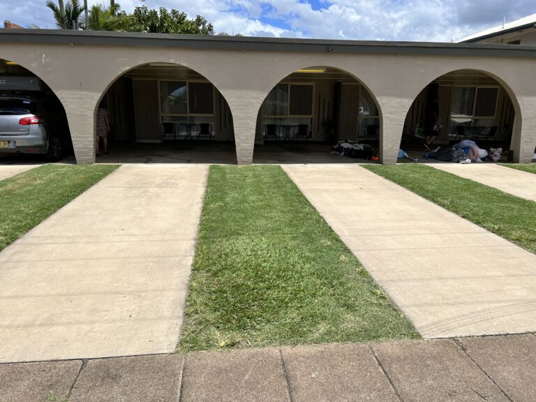 Lawn Help — photo 2